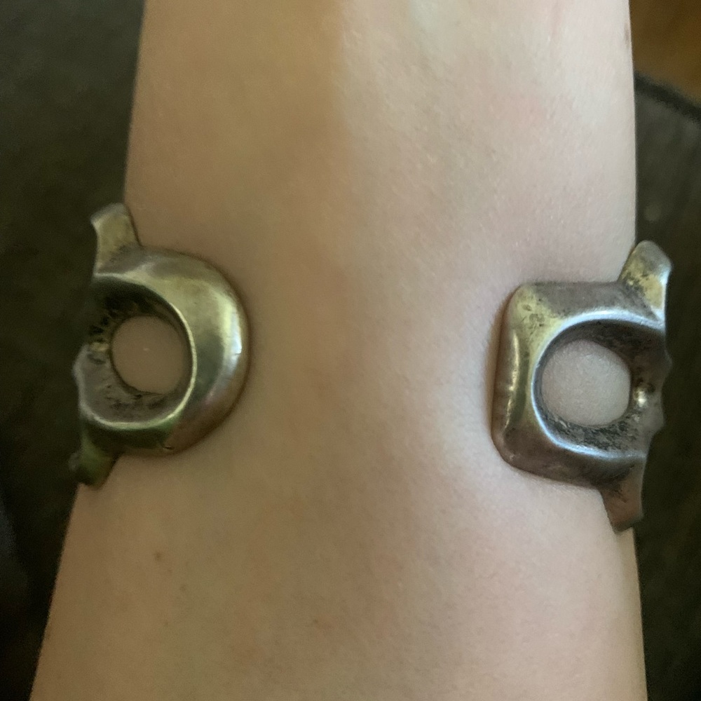 Vintage Sand Cast Cuff - Picture 4 of 7